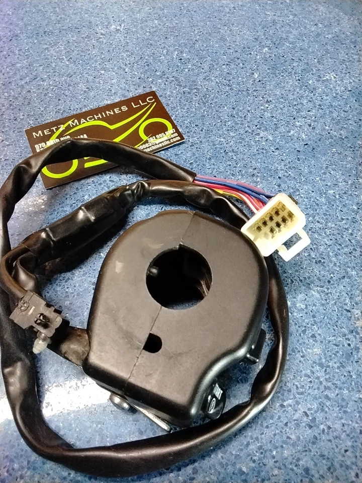 07 2007 Victory Vegas 8 Ball Right Controls Start Stop Kill Switch OEM - Image 2 of 4