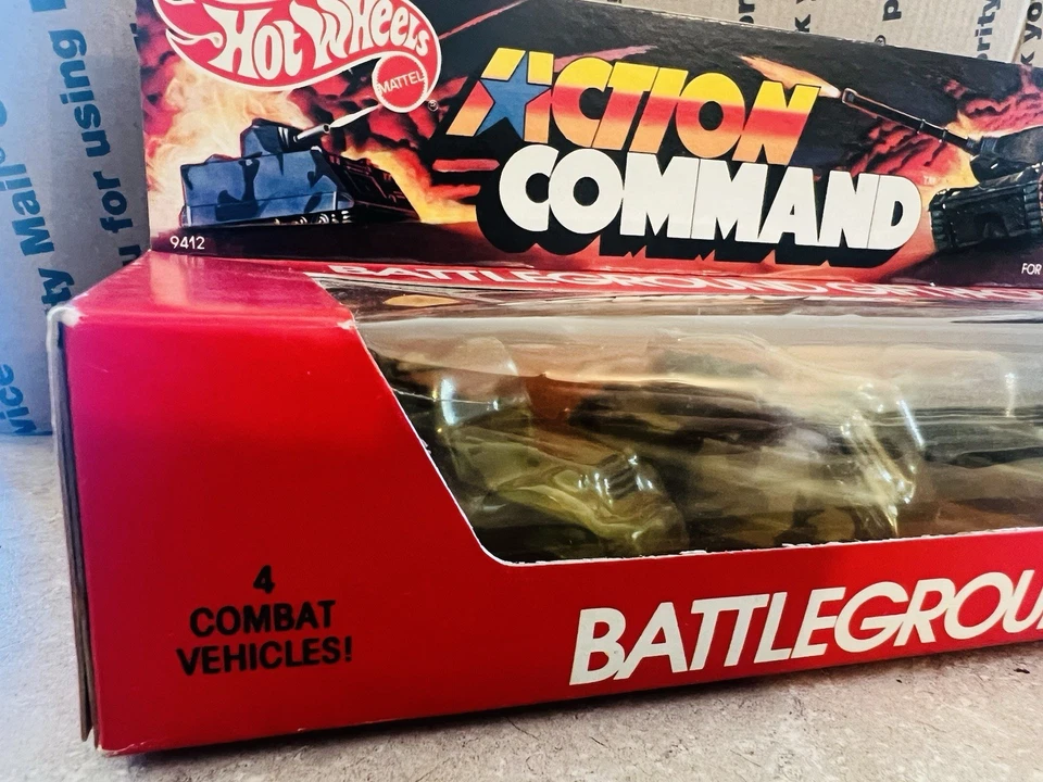 VINTAGE 1984 Hot wheels ACTION COMMAND BATTLEGROUND GIFT PACK UNOPEND - Image 3 of 4
