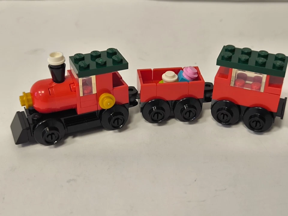 LEGO 30543 Holiday Train, Foto 3 von 3