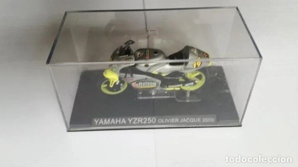 Moto de coleccion: Yamaha YZR250 Olivier Jacque 2000 - Altaya 1/24