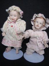 Lot of 2 Vintage Ashton Drake Porcelain Girl Dolls Yolanda Bello with Outfits
