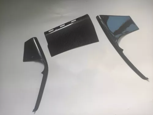 Cubiertas de marco multimedia interiores de fibra de carbono 3 piezas para Nissan GT-R R35 2008-2016 - Imagen 5 de 6