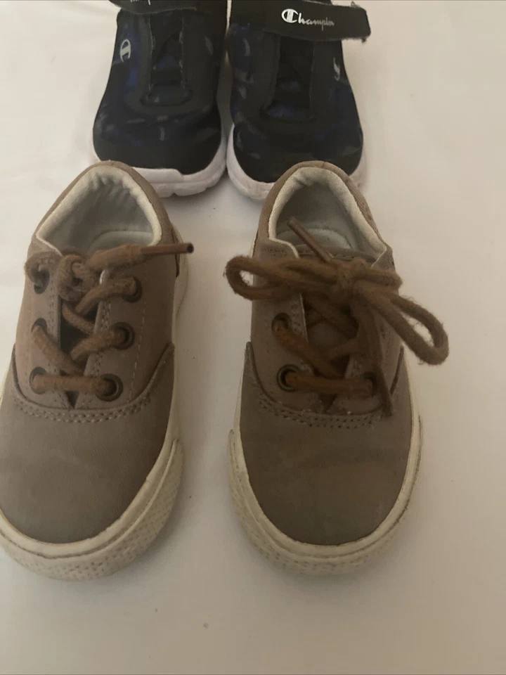 Lote De 2 Zapatos De Barco De Lona Para Niños y Campeones Niño Pequeño Talla US 6 Foto 3 de 4