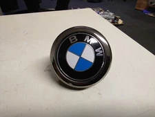 BMW F20 1 SERIES BOOT/TAILGATE RELEASE WITH EMBLEM 7270728.
