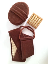 NEW Essential Design 3 Piece Spa Set Wood Massager Back Scrub Loofah BROWN