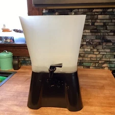 Brewmatic Co - 3 Gallon Black & White Plastic Beverage Drink Dispenser  6072002W