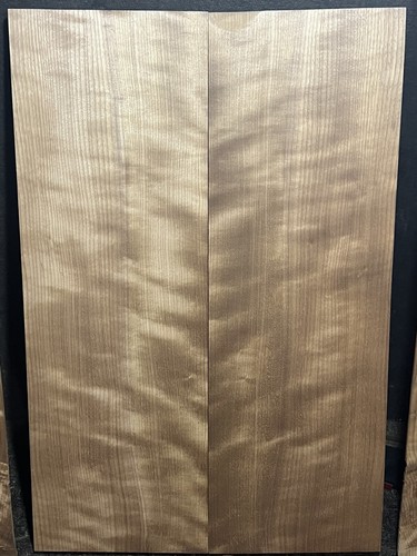 TORREFIED FLAMED YELLOW BIRCH BACK AND SIDES SET FOR ARCHTOP - Picture 4 of 7