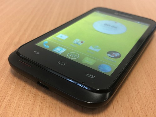 Vodafone Smart III 975 4GB Black (Vodafone Network) Android 4 Smartphone - Picture 2 of 7