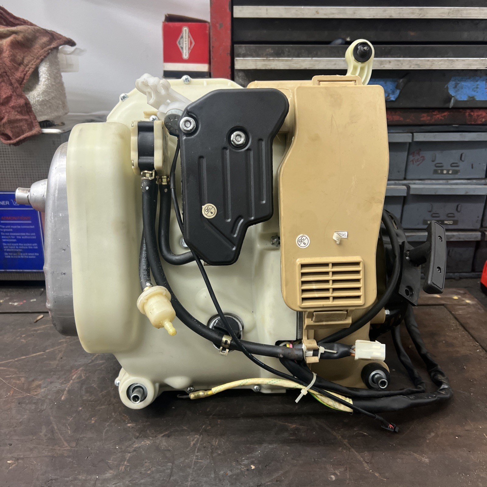 Generac Ix2000 Engine And Stator Assembly
