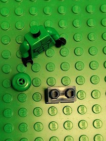 Authentic LEGO Killer Croc Minifigure (bat008) 2006 7780 