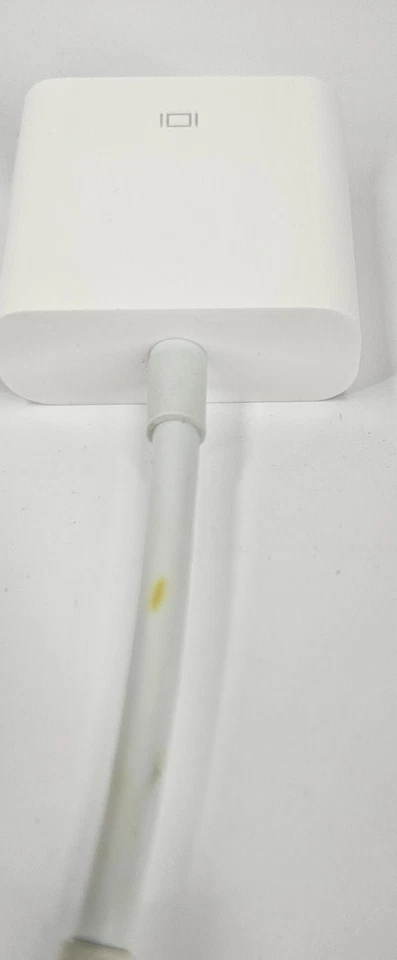 Bundle of Apple Mini DisplayPort Adapters A1305 DVI And A1307 VGA - Image 4 of 4