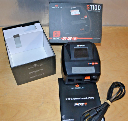 Spektrum S1100 G2 Smart Charger ~ SPMXC2080 ~ 1 x 100W ~ w/ 4 used batteries (t)