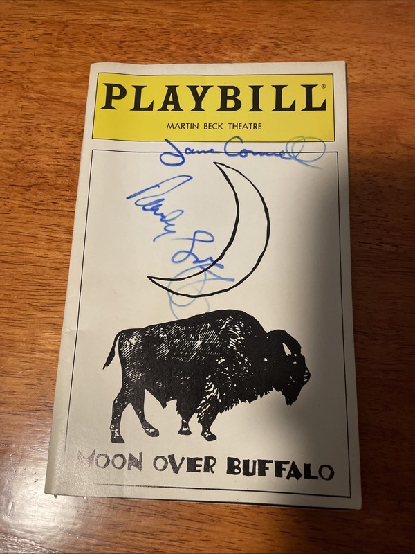 1995 Playbill Martin Beck Theatre Moon Over Buffalo Carol Burnett, Philip Bosco