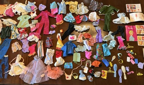 Huge Lot of Vintage Barbie And Skipper Clothes & Accessories 60’s 70’s Mattel