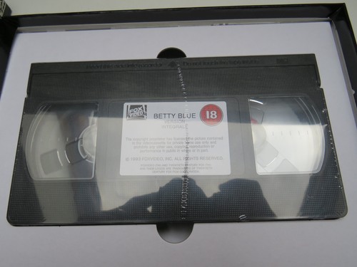Betty Blue 37 2 Version Integrale Wide Screen 1993 VHS Still Sealed - Picture 3 of 4