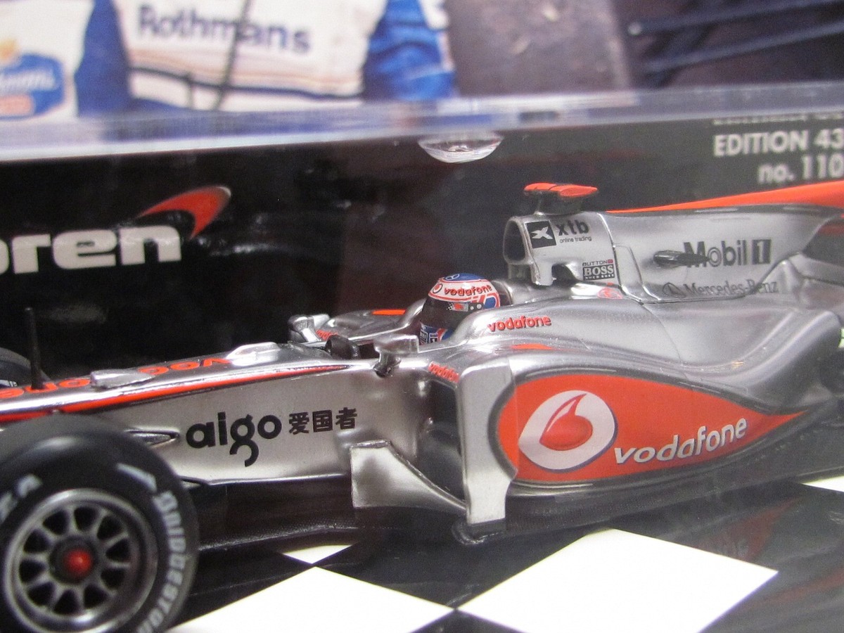 ミニカー VODAFONE McLAREN MERCEDES J.BUTTON Vodafone McLaren Mercedes: MP4-27 (2012) J. Button - 1:18
