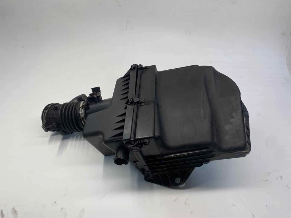 Conjunto de filtro de aire usado se adapta a: Chevrolet Impala California 2013 emisiones opt N Foto 3 de 4