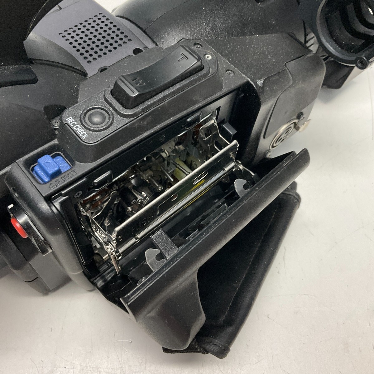 Panasonic AG-DVX100 Camcorder for sale online | eBay Panasonic AG-DVX100 Camcorder for sale online | eBay