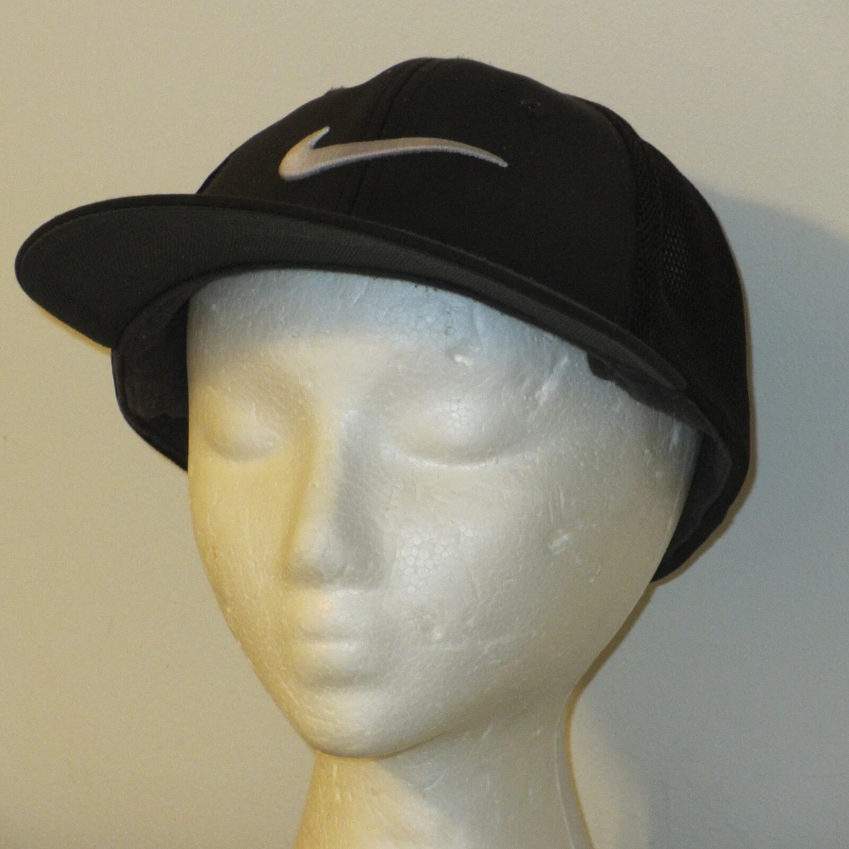 Nike Golf Hat Black VRS 20XI Stretch Fit Size L XL Mesh Back Logo Cap