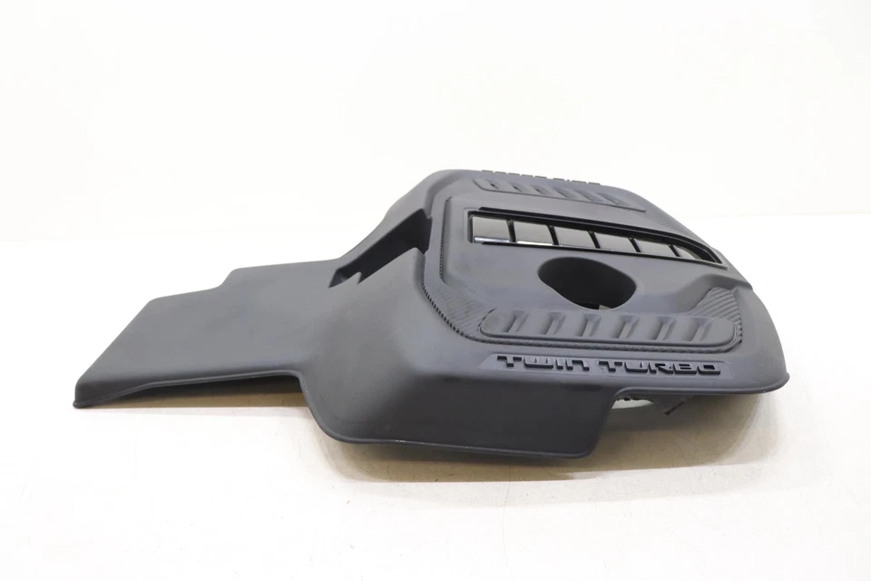 2023 - 2025 JEEP WAGONEER L 3.0L ENGINE APPEARANCE COVER PANEL OEM 68458245AB - Image 2 of 4