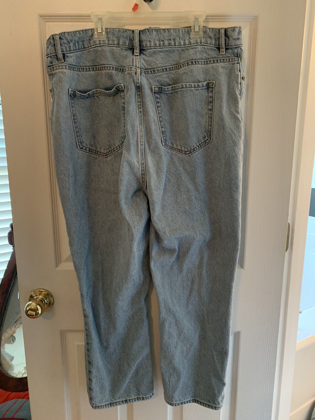 Picture 2 of 6