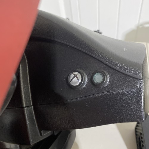 Xbox One 500GB Console + Thrustmaster Ferrari F1 Pacchetto Ruote e Pedali Racing - Foto 4 di 24