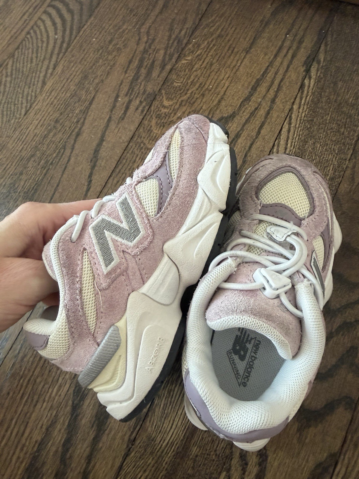 New Balance 9060 Little Girls Pink/purple Sz 9c Bungee Laces thumbnail 9