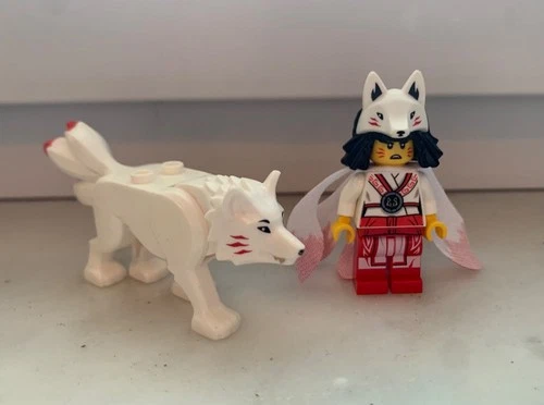 Lego Ninjago / Akita & Wolf minifigure / 70678 70671 (as good as new)
