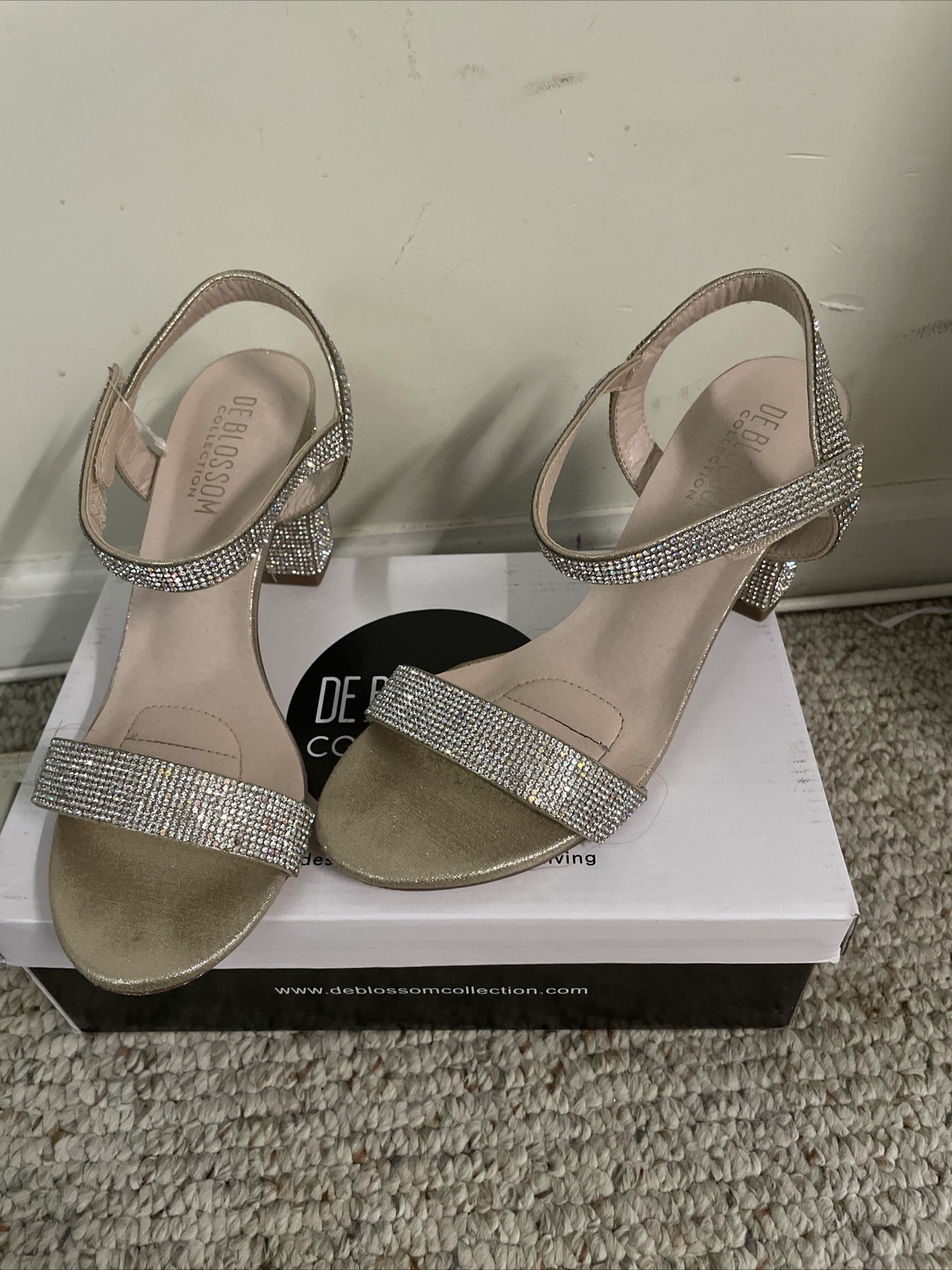 heels size 8.5 womens-image