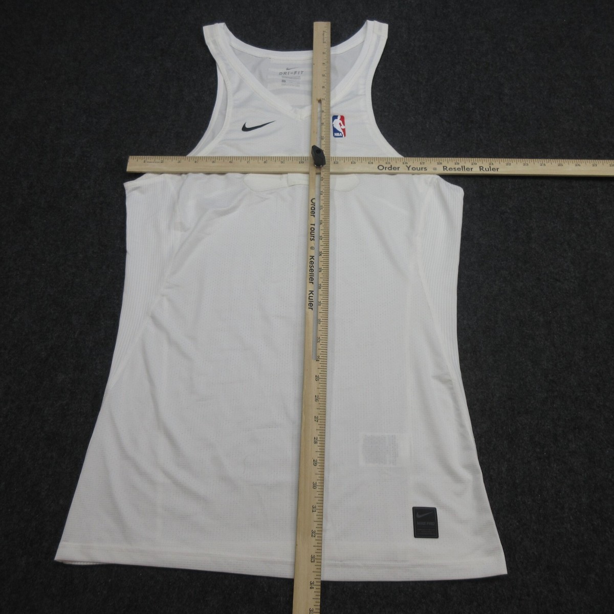 NBA NIKE PROコンプレッションタンクトップ Mサイズ選手支給品Used NBA NIKE PROコンプレッションタンクトップ Mサイズ選手支給品