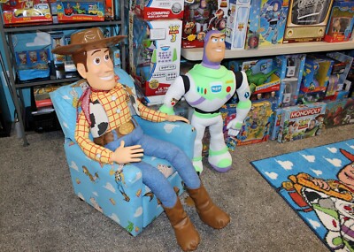 Toy Story LIFESIZE Giant FOOT Tall Thinkway Collector Buzz Lightyear! 
