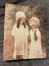 2011 Betsy Cameron Childhood Girls Best Friends Photo Album 104 6x4 Photographs