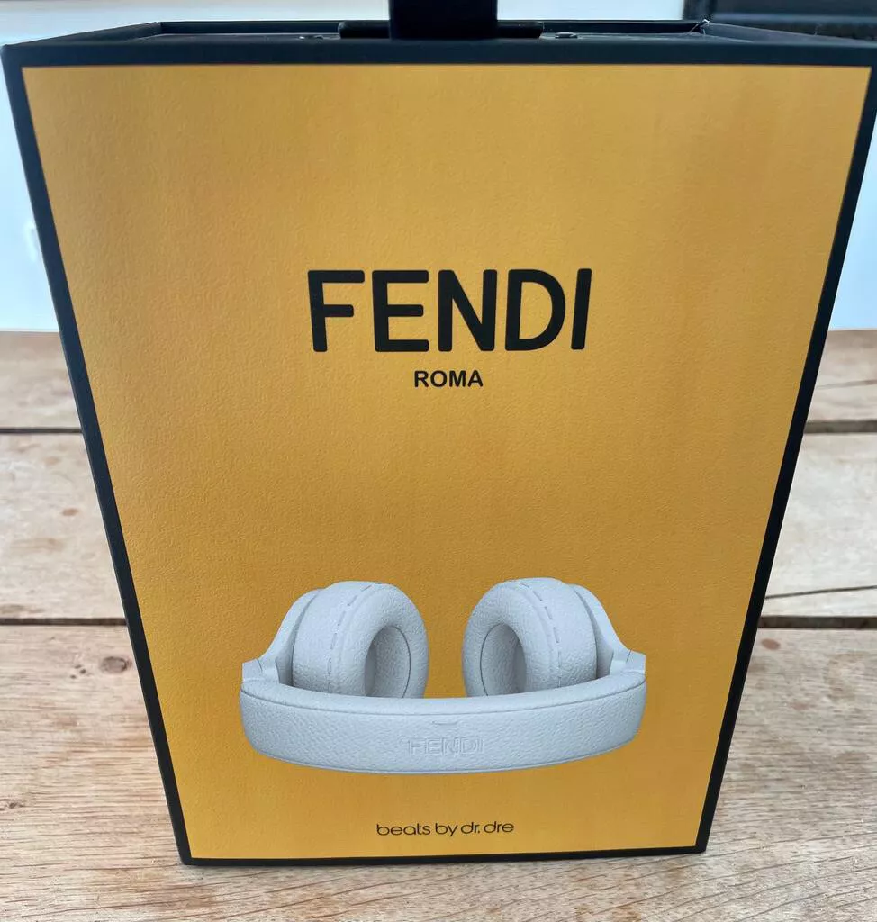 atom crack resultat FENDI Beats by Dr. Dre Collaboration Headphone MJXR2ZM/A BRAND NEW - OPEN  BOX | eBay