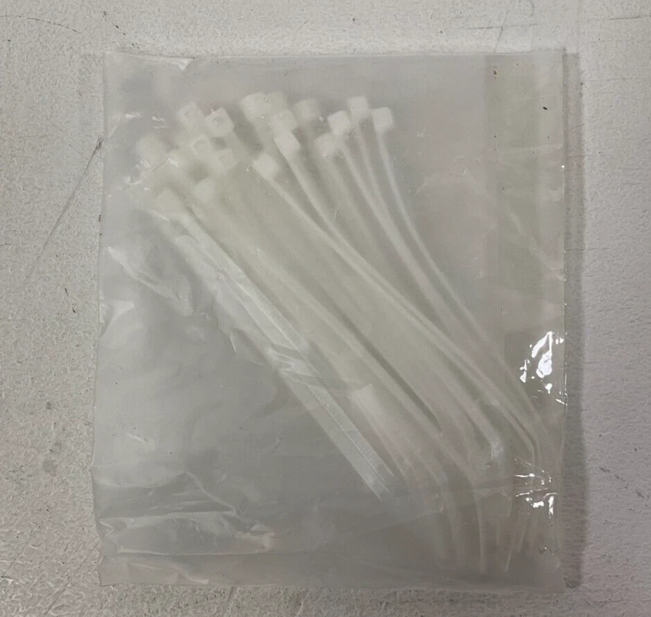 Tripp Lite PDUMV30 Metered PDU Power Distribution Panel 120V 24 5-15/20R Outlets - Image 4 of 4