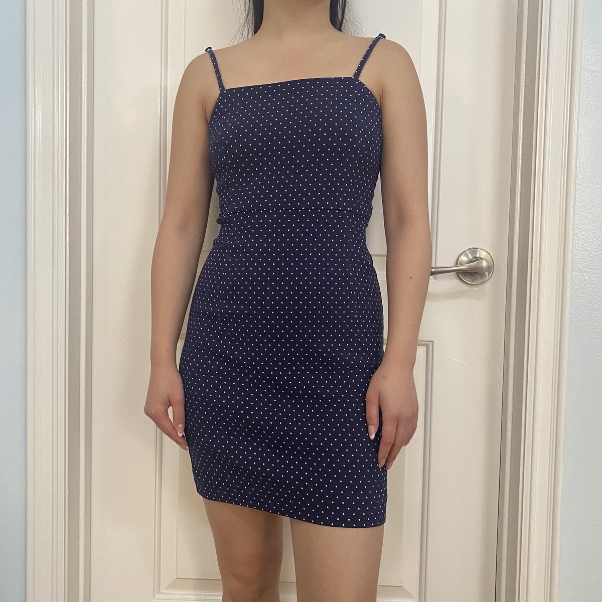 forever 21 bodycon cami dress Straight Neckline Polka Dot Mini Navy Blue Size S Scheels Select Size:XS cut neckline and back Ivory Glitter Tulle Ball