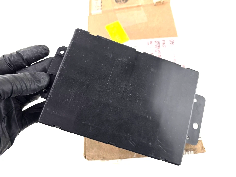 Módulo de unidad de control de tablero Ford OEM NOS DE9Z-19980-G 2013-2014 Lincoln MKT Foto 4 de 4