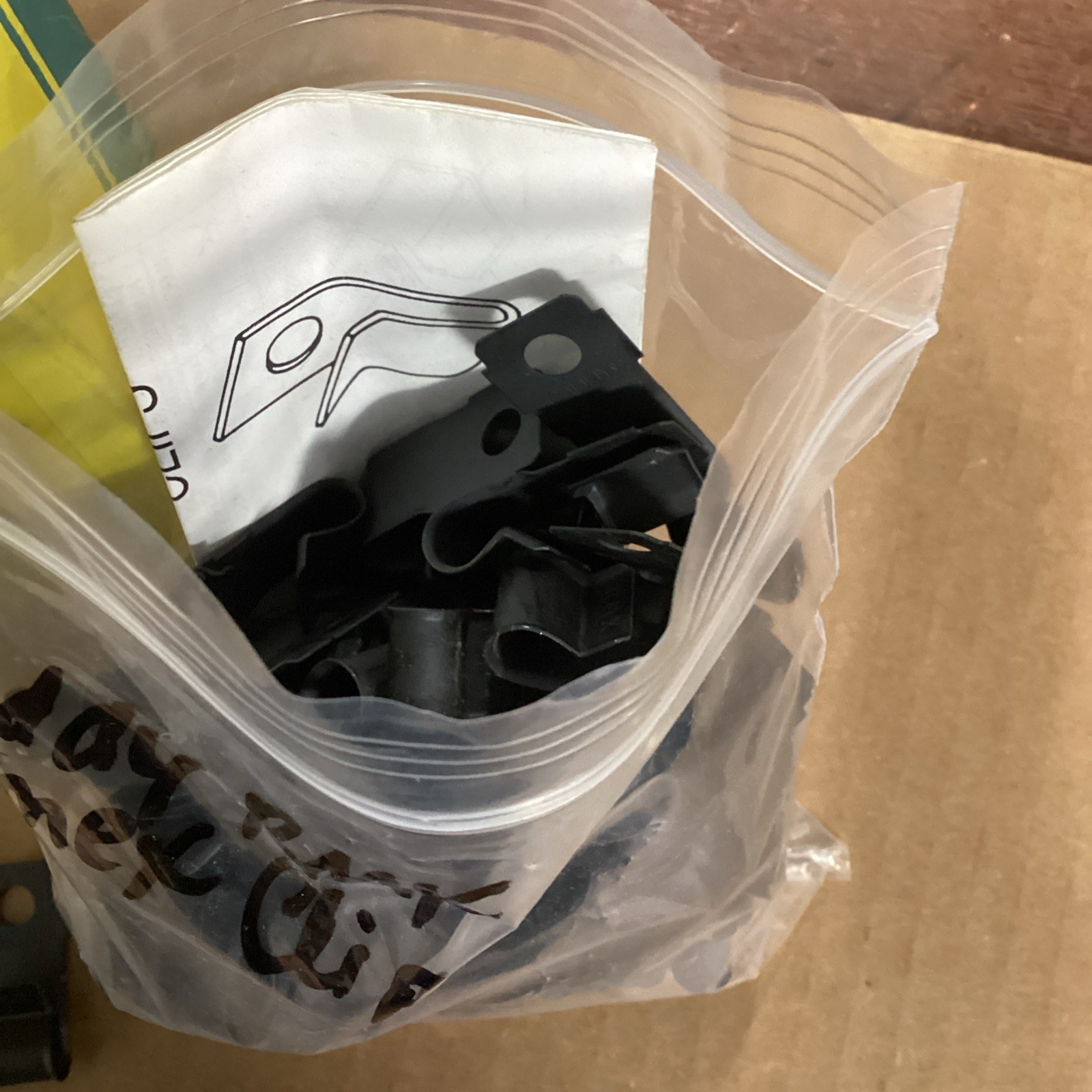 Erico Caddy RMX  ROMEX CLIP Cable Clip (Box of 80) NEW