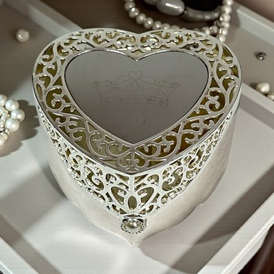Things Remembered Engraved Scroll Heart Shape Small Jewelry Box Silver Color