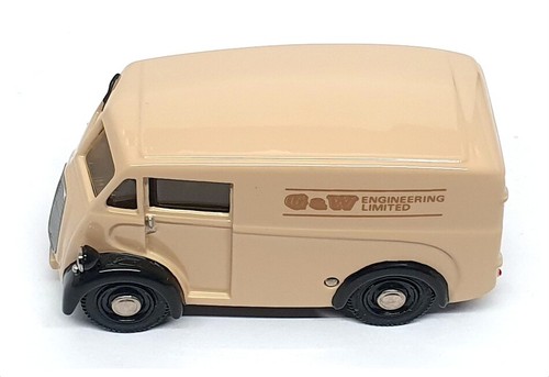 Pathfinder Vanguard Models 1/43 Scale No.1 Morris J Van (G&W Engineering) Beige - Picture 4 of 6