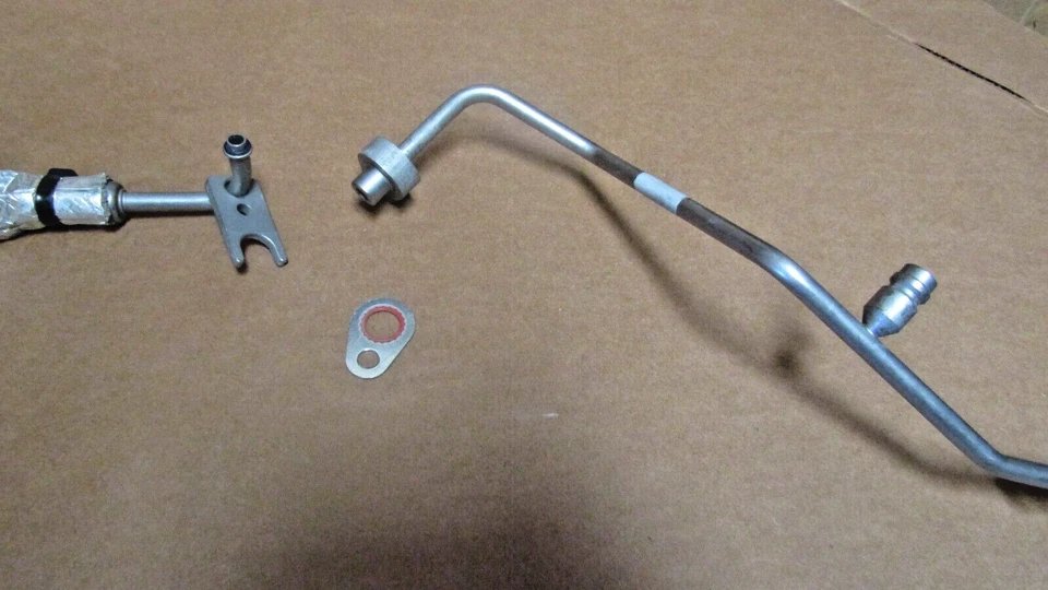 Шланг всасывающий и жидкостный в сборе 4116634C92 2021 22 для грузовых автомобилей International - Изображение 3 из 4