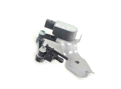 AUDI Q7 4L FRONT LEFT LEVEL SENSOR WITH POLES 7L6616213 | eBay