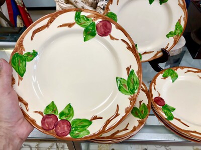 Franciscan Earthenware Apple SET of Dinner Plates Made In USA 10-5/8” EUC  MINT