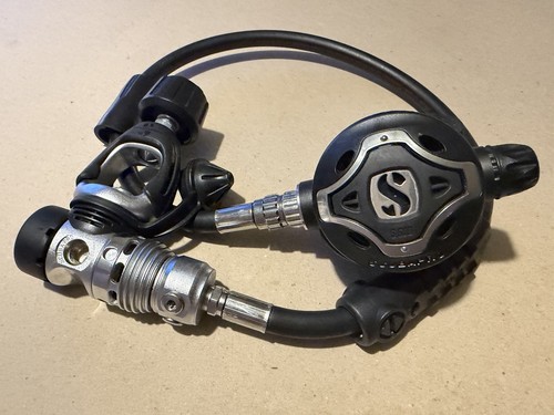 Scubapro Regulator Mk25/S600 (1st & 2nd Stage)(Yoke)(Swivel)(See Pic/Read Desc)