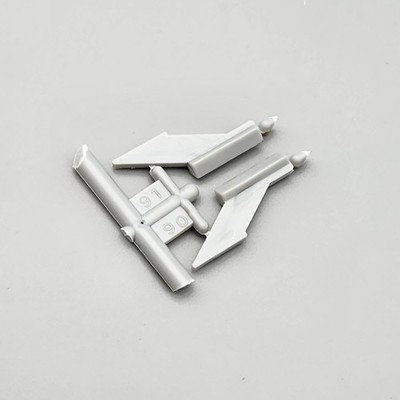 Revell 1/32 Panavia Tornado G.R.Mk1 Parts Pieces #90 #91