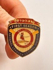 ST. LOUIS CARDINALS 1994 FIRST SEASON IN THE CENTRAL DIVISION ENAMEL PIN