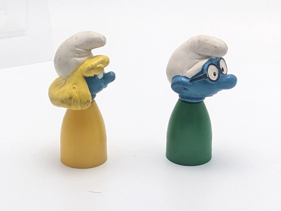2x Smurfs Board Game Chess Figure Finger Puppet Smurfette + Nerd - Image 2 of 4