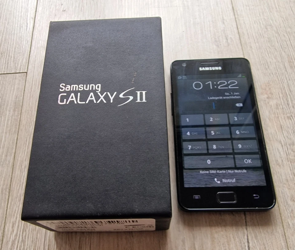 Samsung  Galaxy S II GT-I9100 - 16GB - Noble  Black S2, Foto 1 von 5
