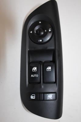 2003-2008 HYUNDAI TIBURON DRIVER SIDE POWER WINDOW SWITCH