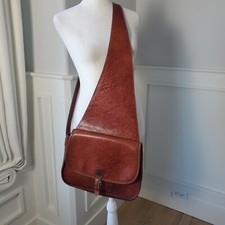 Vintage Made in U S A Genuine Floral Embossed Leather Large Saddle Bag Purse...