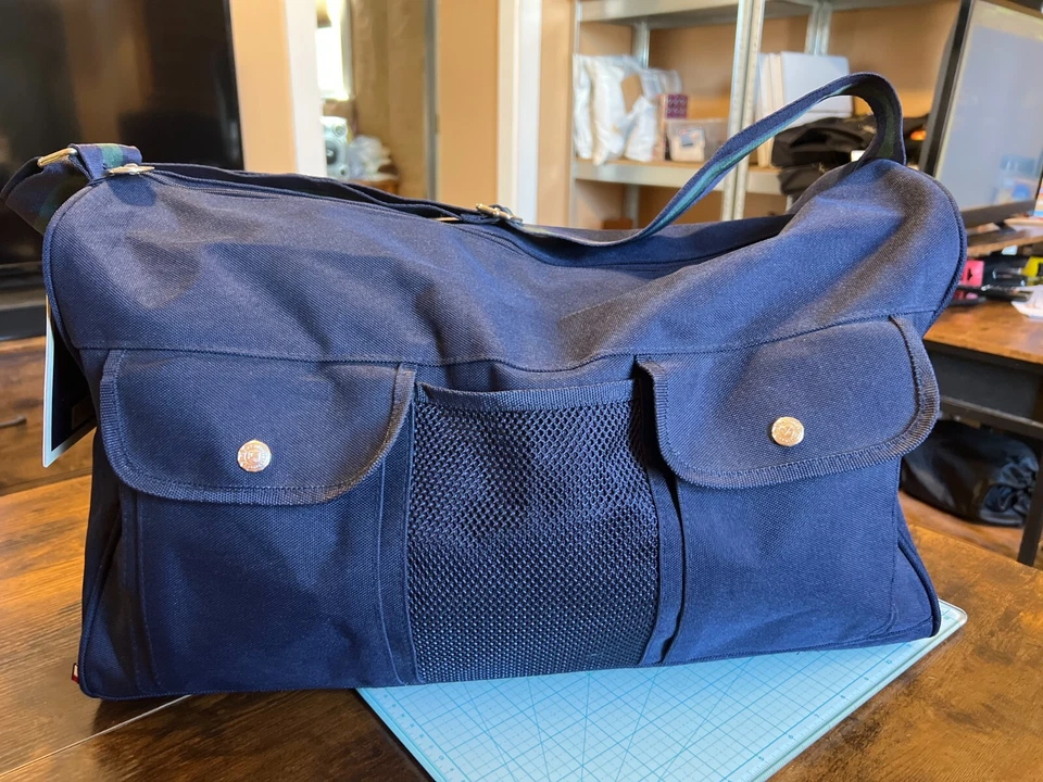 Tommy Hilfiger Classics Blue Nylon Duffle Bag, Outer Pockets Adj. Strap, VG Cond - Image 4 of 4